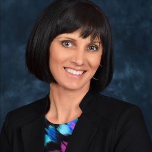 Meet your Posher, Eldina